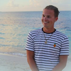 Meet your Posher, Evan